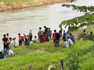 Bocah 3 Tahun di Desa Dukuh Terseret Arus Sungai Ciujung