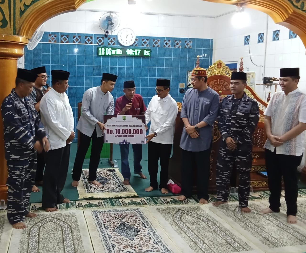 Danlanal Bintan Bersama Jajaran Pemerintah Kota Tanjungpinang Ikuti Safari Ramadhan di Hari Ke-12