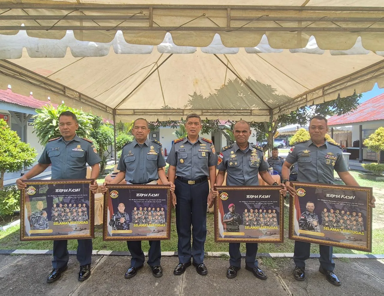 Danlanal Bintan Melepas Empat Orang Perwira Dalam Rangka Mutasi Reguler