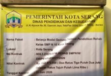 Diduga Pelaksana Proyek Rehab SMPN 16 Kota Serang Minim Pengawasan, K3 Pekerja dan Pembatas Area Jadi Sorotan